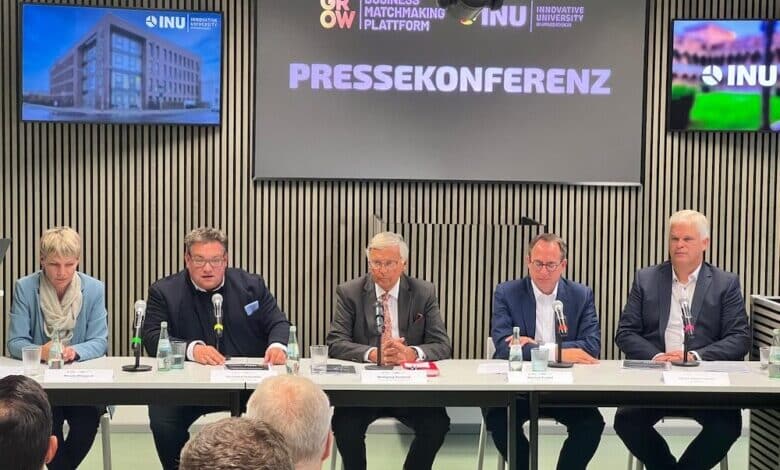 Weiterbildung im Mittelstand - The Grow und INU schaffen neues Bildungsangebot. Pressekonferenz in Köln.